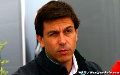 Wolff denies Red Bull engine talks back on