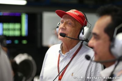 Lauda&nbsp;: Peut-être pas d’annonce avant fin janvier pour le 2e pilote Mercedes