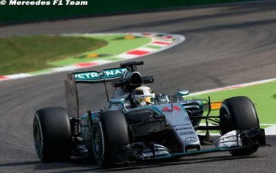 Hamilton en pole à Monza devant les Ferrari