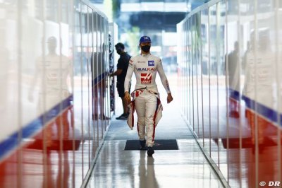 Schumacher se tient ’prêt’ si Ferrari a besoin de lui