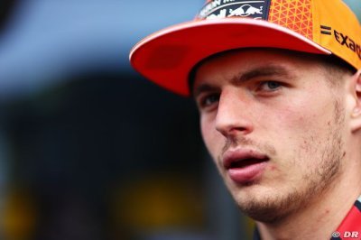 Verstappen aimerait que Honda prenne plus de risques