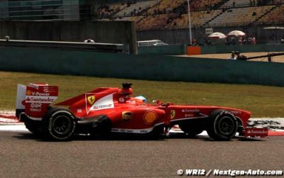 Shanghai L3 : Alonso s’échappe en tête