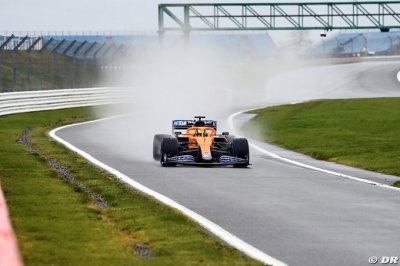 La McLaren MCL35M à moteur Mercedes a pris la piste (+ vidéo)