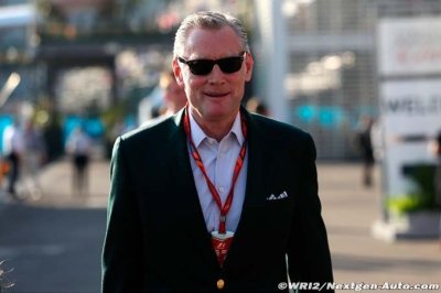 Bratches defends F1 internet-pay TV plans