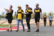 Sainz future depends on Red Bull talks - Abiteboul