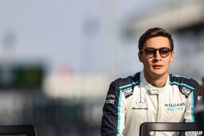 Russell va découvrir le développement continu sur une année