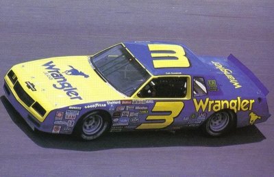 Ricciardo pilotera une voiture de NASCAR s’il fait un podium