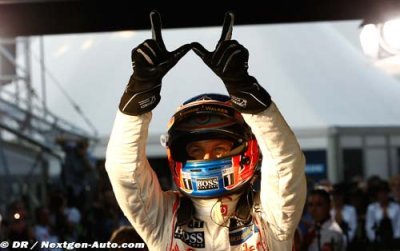 Button replaces crooked finger with W for winner