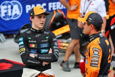 McLaren F1&nbsp;: Comme une loterie entre nos deux pilotes selon Brown