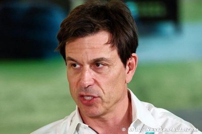 Wolff&nbsp;: Horner est ’effrayé’ que son programme moteur échoue