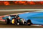 Sergio Perez visera le podium en course
