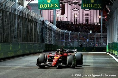 Leclerc signe la pole à Singapour, Verstappen seulement 8e