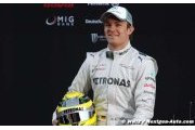 Rosberg sera le premier à piloter la F1 W04