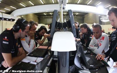 McLaren should ’forget’ 2011 title now - de la Rosa