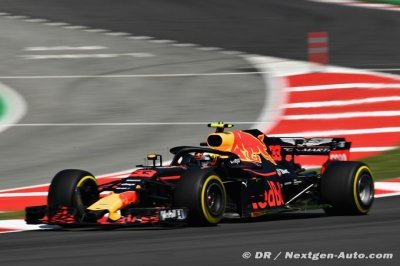 Barcelona, Day 1: Verstappen tops timesheet 