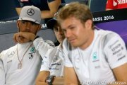 Les pilotes Mercedes encouragent leurs concurrents à lutter