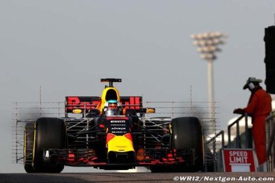 Ricciardo reconnaît prendre des risques en ne prolongeant pas son contrat