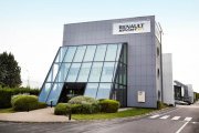 Renault vend Viry-Châtillon : son ancienne usine de moteurs F1 passe sous pavillon belge !