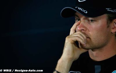 Rosberg keeping focus in Hamilton title fight