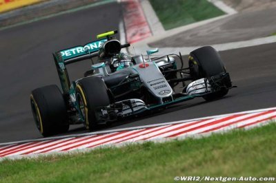 FP1 & FP2 - Malaysian GP report: Mercedes