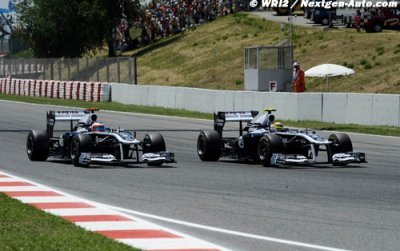 Maldonado happy to keep Barrichello as teammate