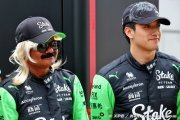 'Hard to understand' Sainz decision delay - Zhou