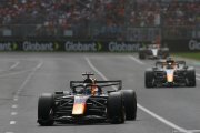 Verstappen pointe les limites de la Red Bull : 'C'est moitié voiture, moitié moteur'