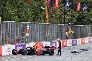 Verstappen s'agace contre Pirelli après sa crevaison à Bakou