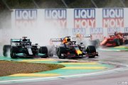 Hill craint 'des accrochages stupides' à venir entre Hamilton et Verstappen