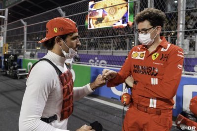 Ferrari va discuter d’une prolongation de contrat pour Sainz