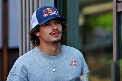 Red Bull doit pousser Lawson vers la sortie pour Tsolov selon Schumacher