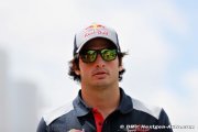 Une 4e année chez Toro Rosso serait 'très difficile' pour Sainz