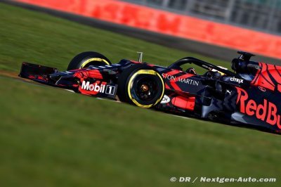Verstappen a ’le sourire’ après son 1er test de la Red Bull Honda