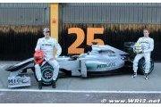 Mercedes reveals 1 February debut for W02