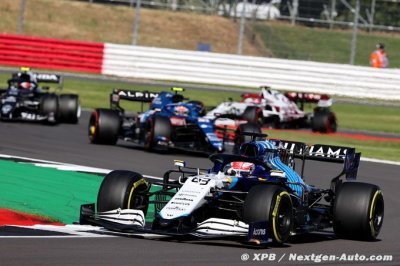 Russell aimerait moins de sanctions lors des courses en F1