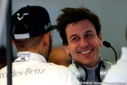 Hamilton relationship 'better' - Wolff