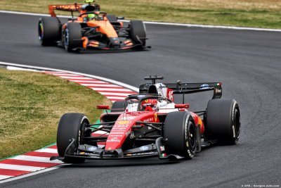 Leclerc souligne les progrès en course mais attend mieux de Ferrari