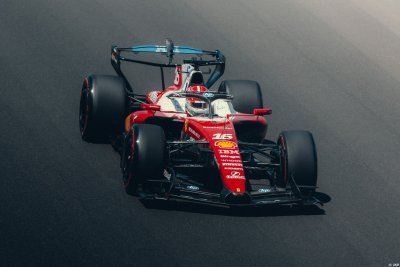 Leclerc déplore un inquiétant manque de constance chez Ferrari