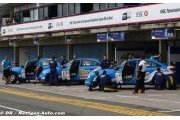 Carlos Bueno au volant de la quatrième Chevrolet