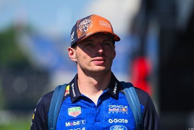 Verstappen shrugs off freshest McLaren speculation
