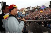 30.000 fans pour accueillir Vettel à Heppenheim (+ vidéo)