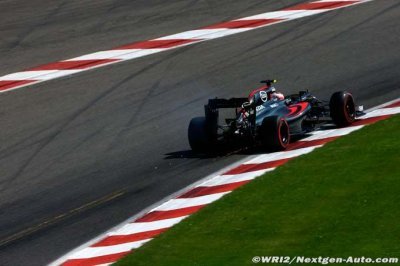 Un seul tour pour Jenson Button