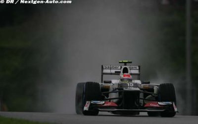 Perez developed skills in Mexican rain - father