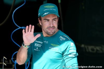 Alonso&nbsp;: Szafnauer ’devrait se taire’ après son éviction