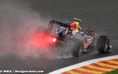 Webber reste en tête sous la pluie