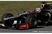 Raikkonen return impresses champions Lauda, Fittipaldi