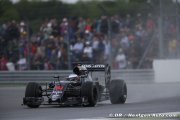 Alonso est allé chercher un point sous la pluie