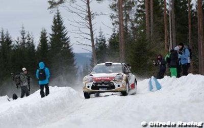ES11-12&nbsp;: Østberg tape un mur de neige et rétrograde