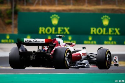Two-horse race to be Bottas’ 2023 teammate
