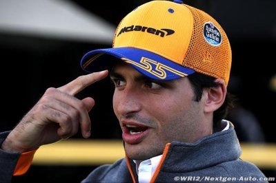 La McLaren a ‘beaucoup de petites nouveautés’, révèle Sainz